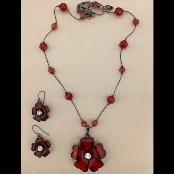 Beaded Flower Earrings and Necklace/ NWOT - Picture 1 of 1